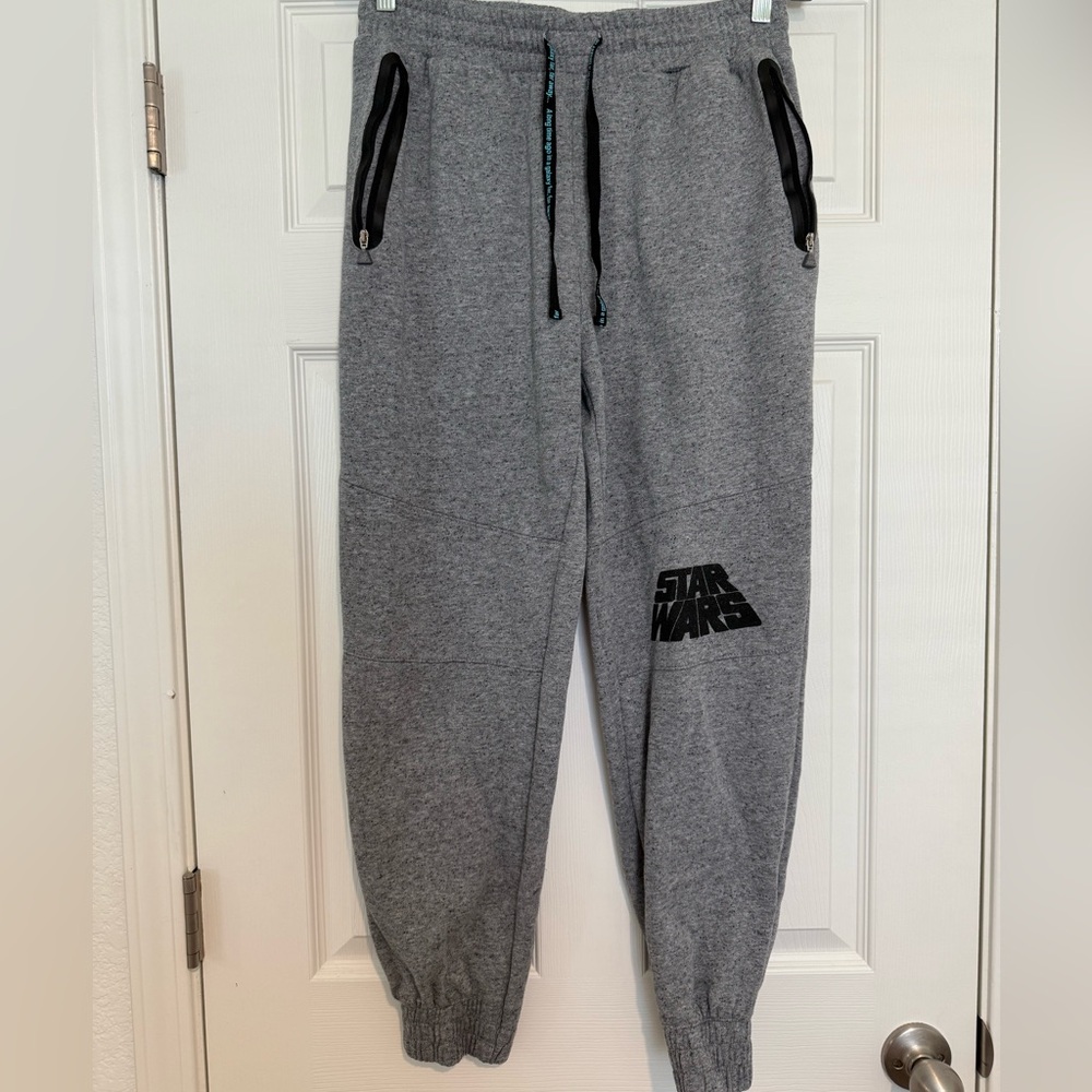 Disney Parks Star Wars Gray Joggers – Adult Size Medium Sweatpants with Logo